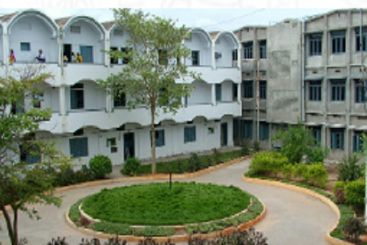 https://cache.careers360.mobi/media/colleges/social-media/media-gallery/7248/2022/7/2/Campus View of PNCKR College of PG Courses Narasaraopet_Campus-View.png